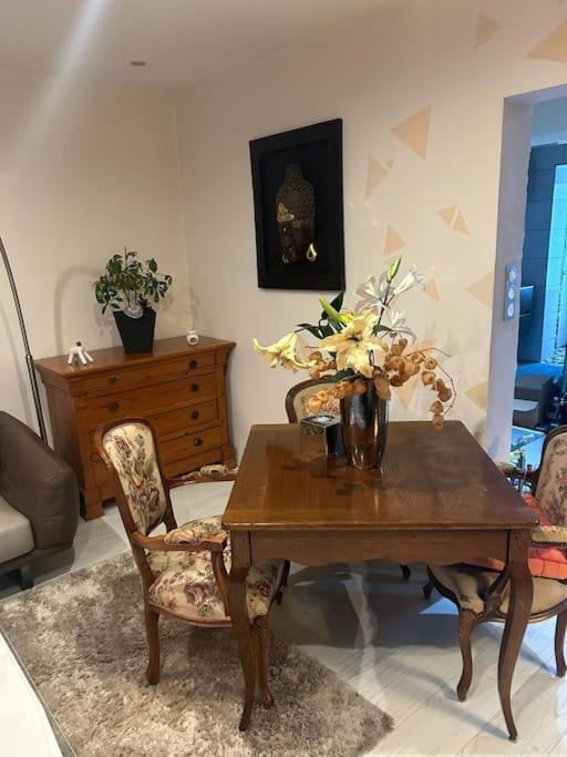 Appartement Charmant, Appartement, Parking Gratuit Colmar